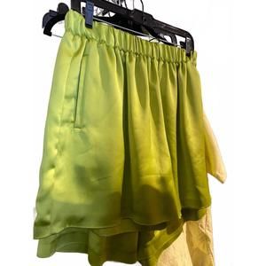 NEW IN THE MOOD FOR LOVE rohmer shorts in light green